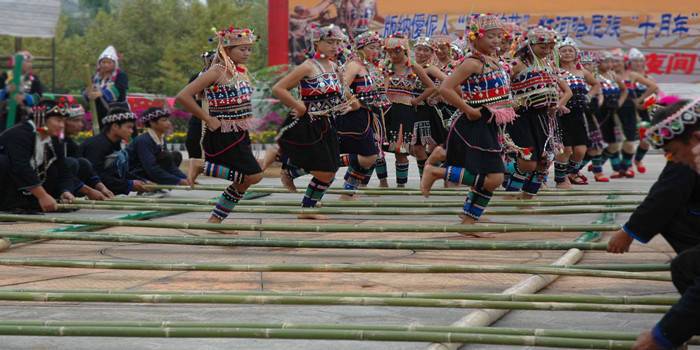 云南民族村多民族文化展示